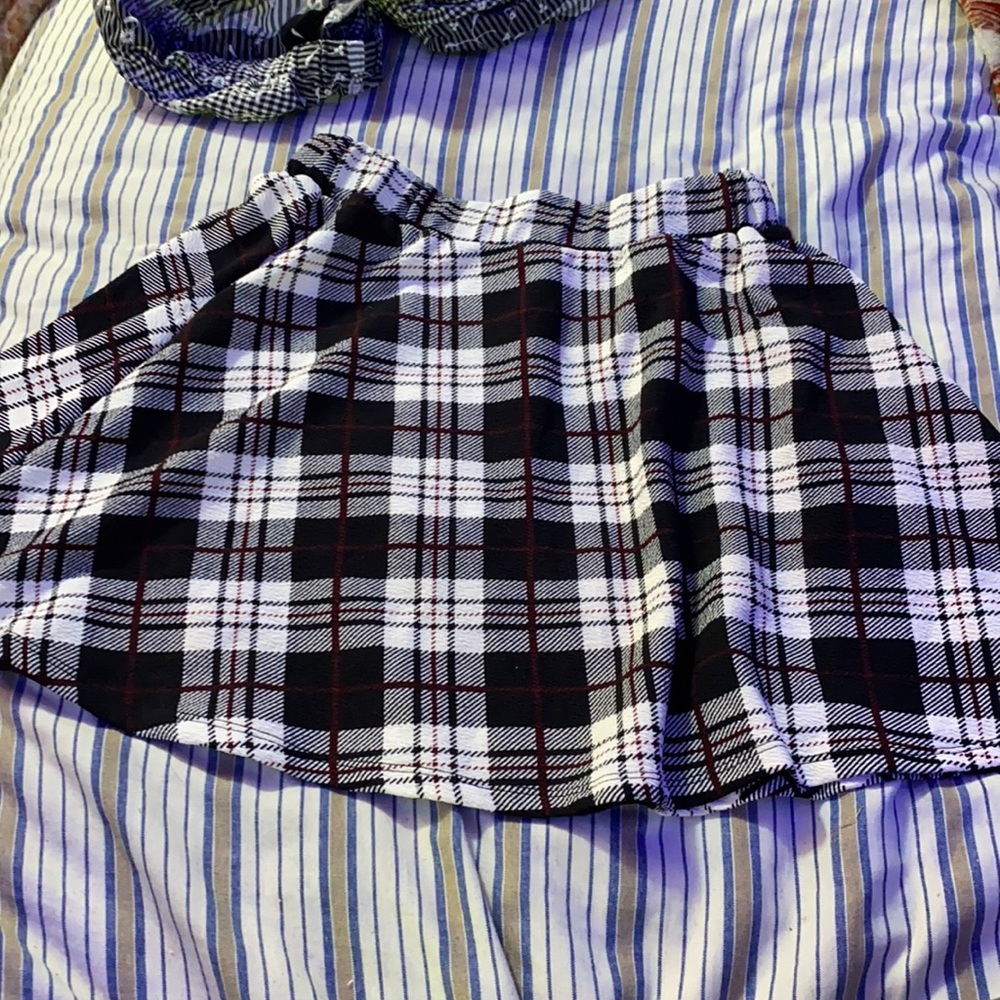 plaid skirt